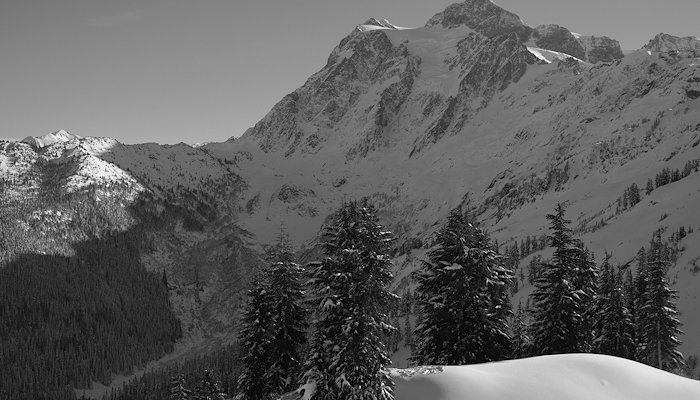Read Skiing Mount Baker by Joshua Trujillo
