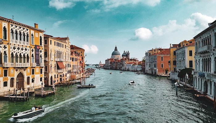 Read Venetië, een impressie by Joy Buelens