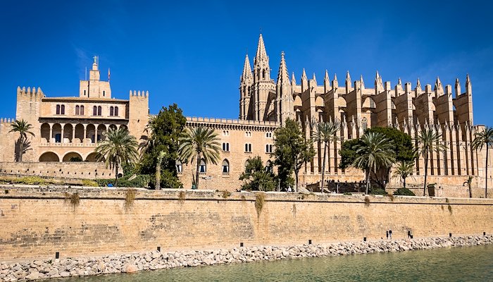 Read Exploring Palma Old Town by Adam Winfield