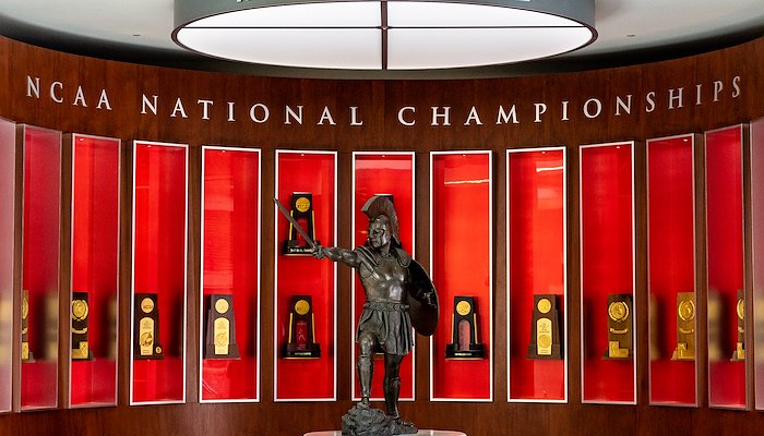 Read NATIONAL CHAMPIONSHIPS by Tom Kolbe