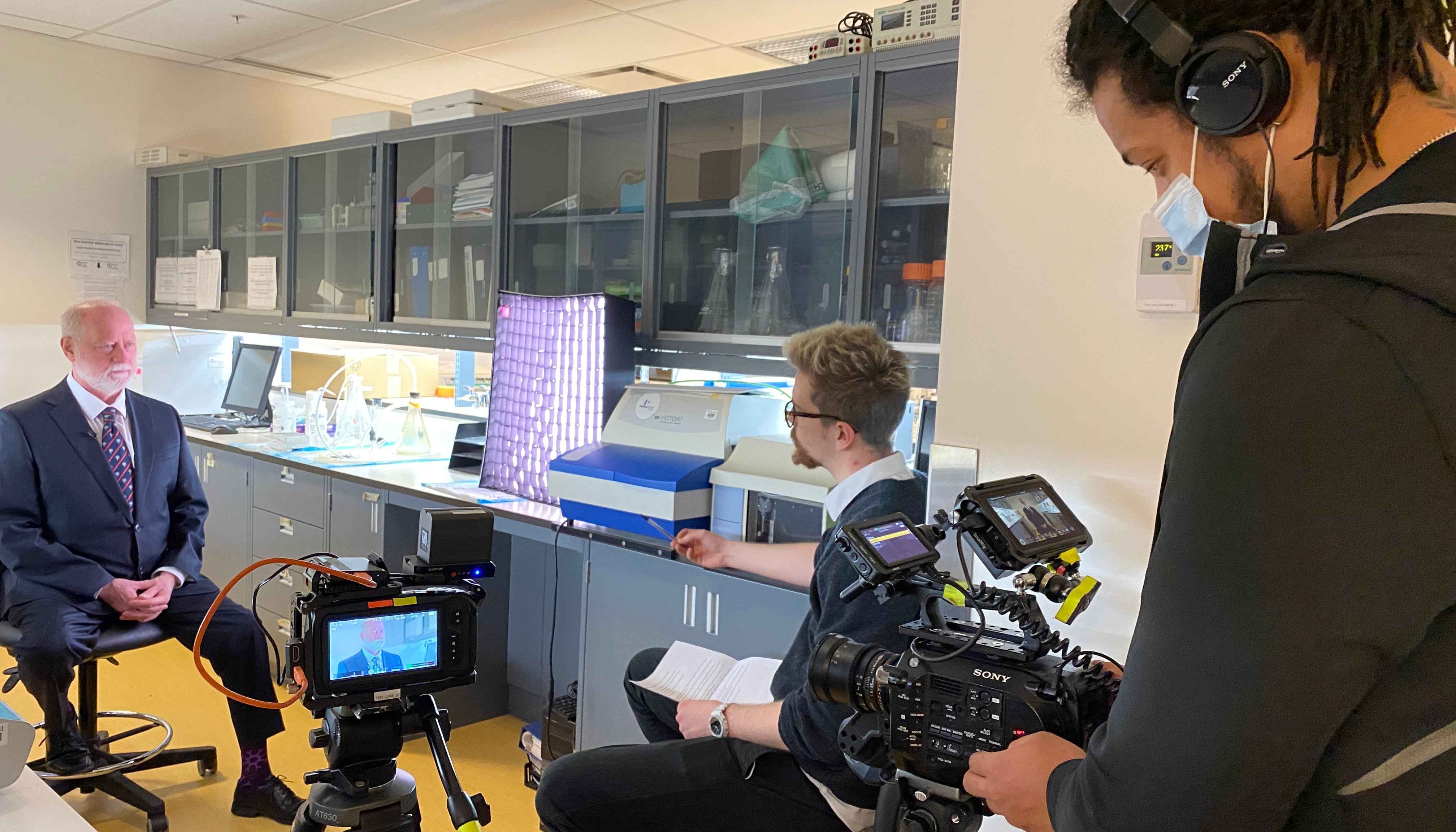 Read Behind the scenes of a video shoot at The Neuro&nbsp; by Stéphane Mukunzi