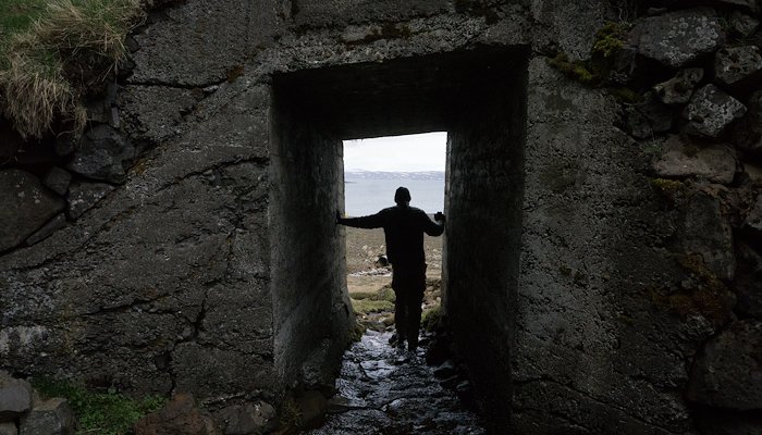 Read ICELAND by Alex Hyyti