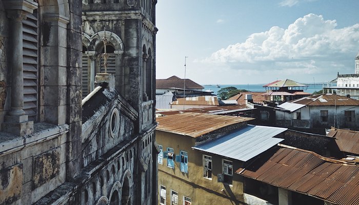 Read A Stroll Around Stone Town by Hilary Duff