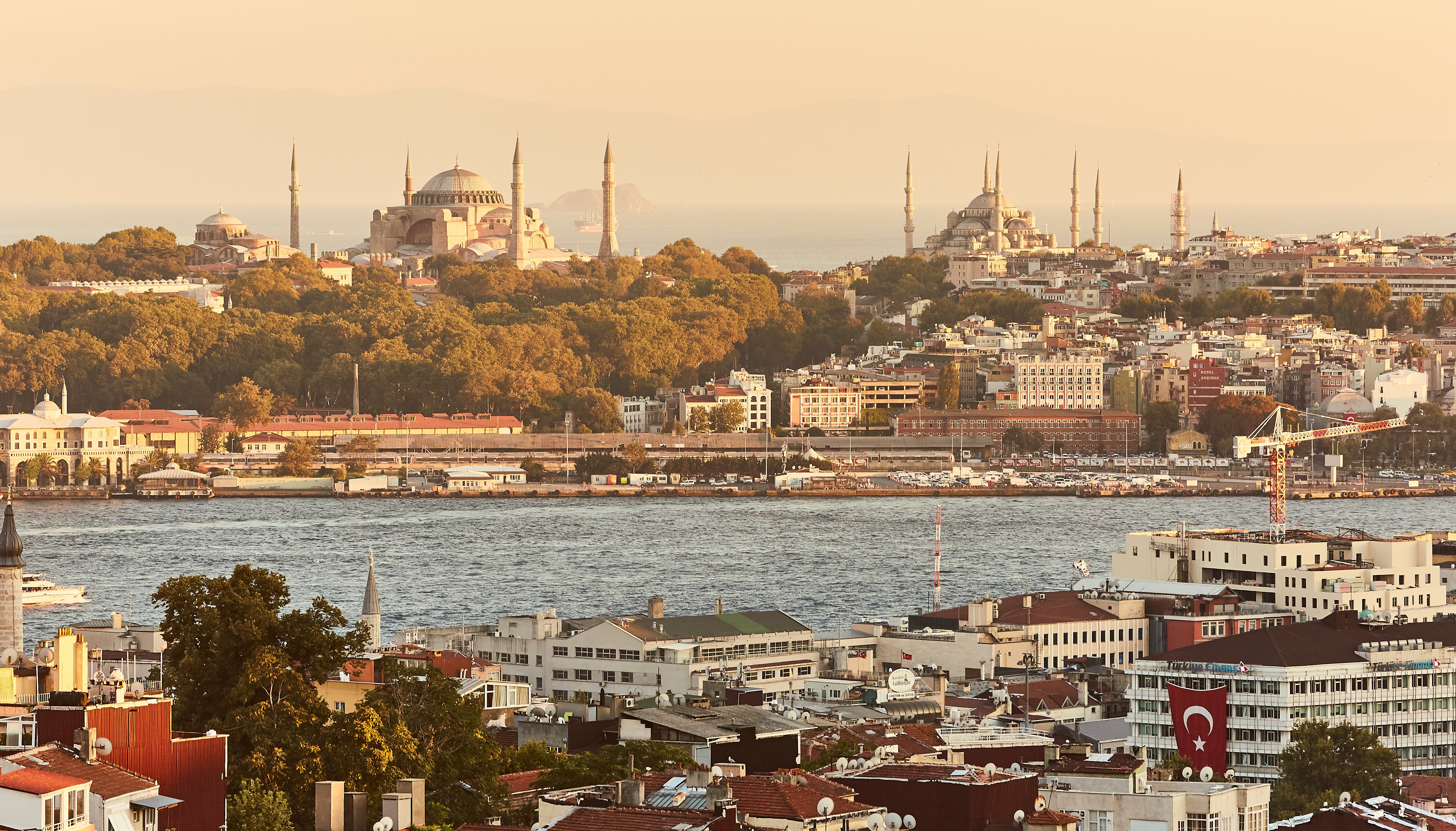 Read Istanbul 2016 by Thomas Flensted
