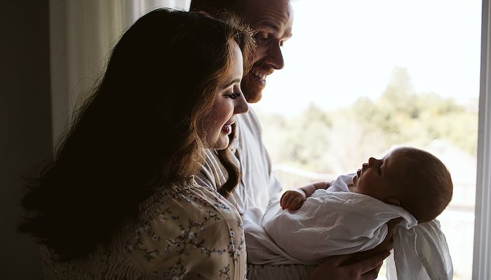 Read Newborn Photography Session Tips for Parents by Ashleigh Cropper