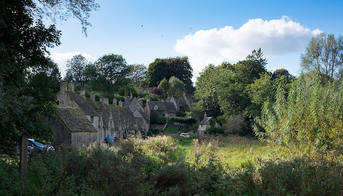 Read The Cotswolds by Dan Barber