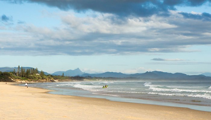 Read Byron Bay by David Goodlad