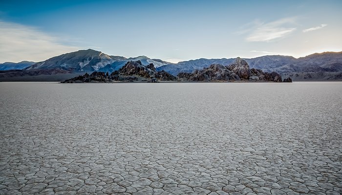 Read Death Valley by Erick Hidalgo