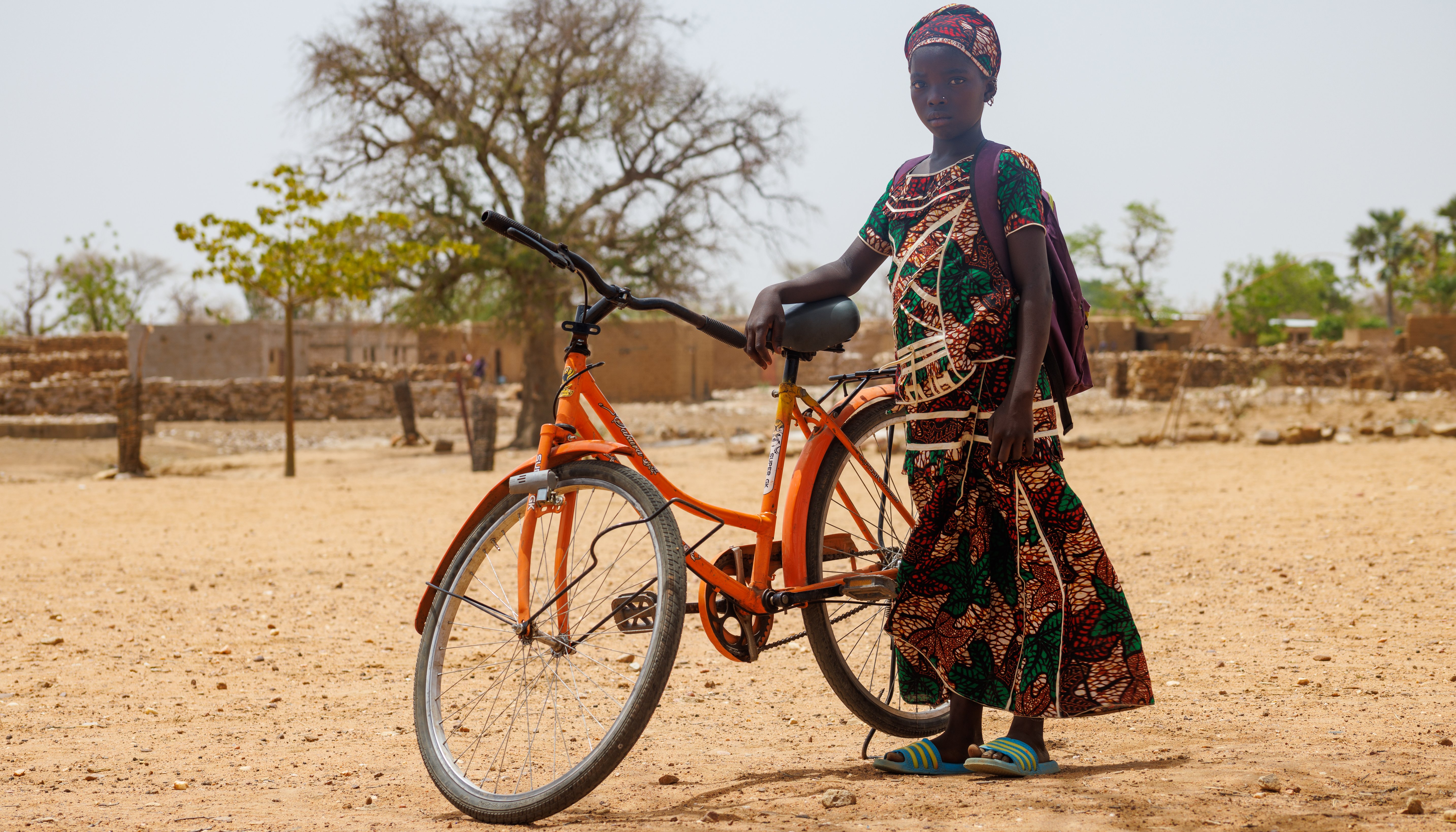 Read CHAMPIONS FOR CHANGE: COMMUNITIES UNITE FOR GIRLS EDUCATION by USAID Mali