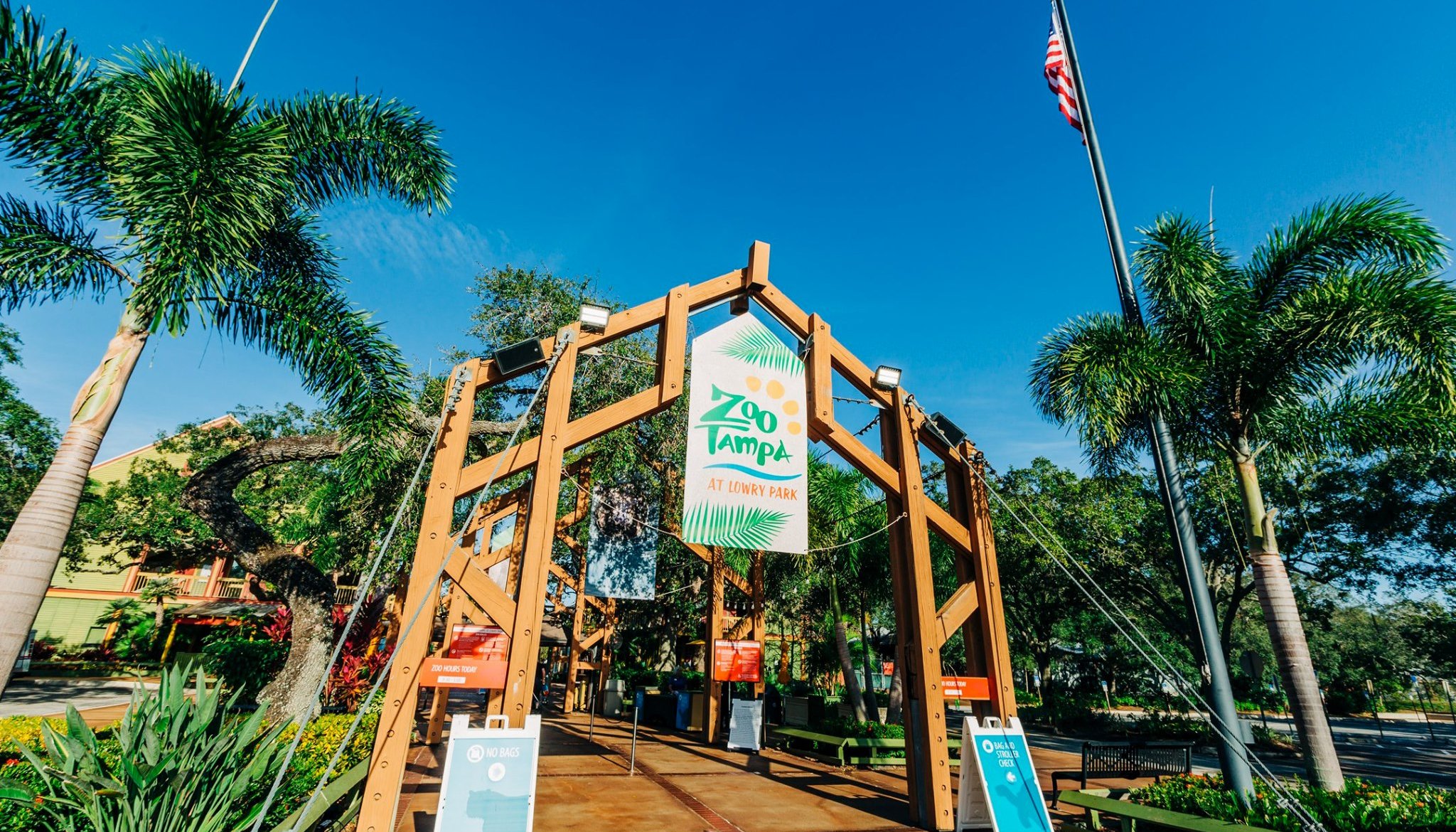 Read ZooTampa at Lowry Park by Jace Meloche