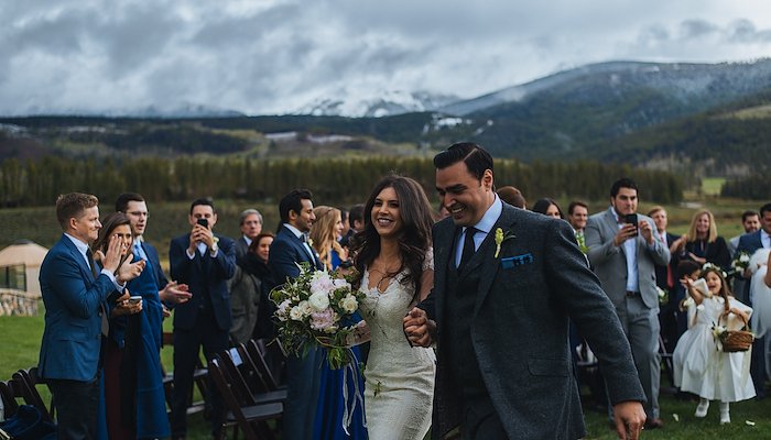 Read Brooke & JC's Wedding Trip by Bernardo Mancebo