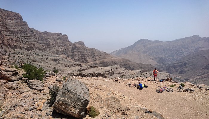 Read Jebel Shams by Pete Maloney