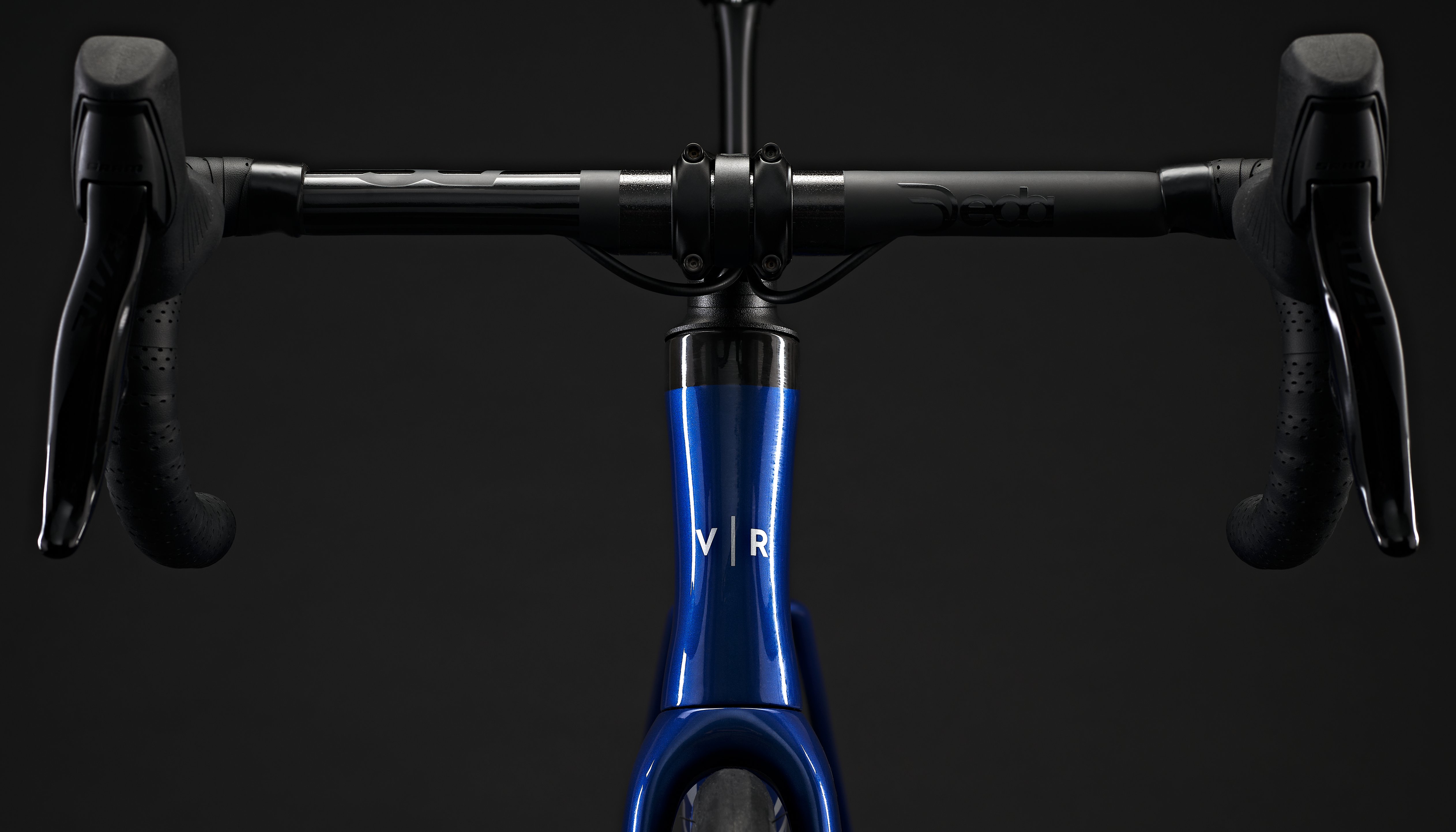 Read VAN RYSEL ROAD BIKES RANGE by Perrine Chudy