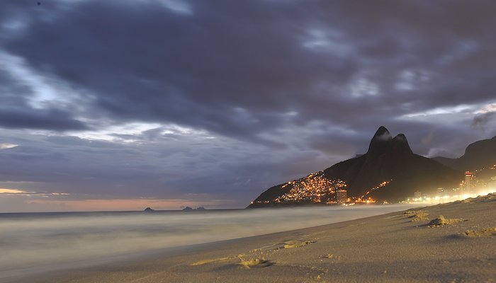 Read RIO DE JANEIRO by Juliana Santer