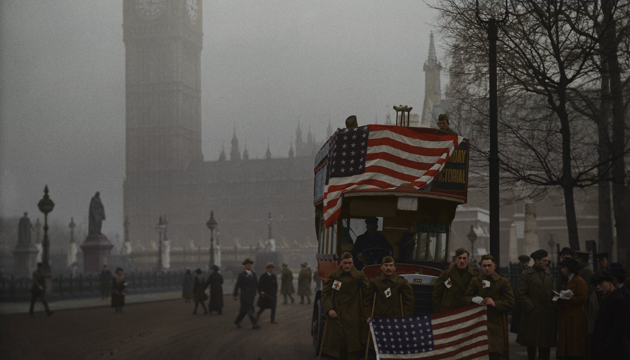 Read Parliament Square, November 1918&nbsp; by Jordan Lloyd
