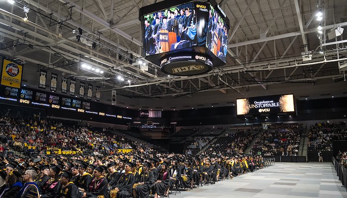 Read Scenes from December commencement by VIRGINIA COMMONWEALTH UNIVERSITY