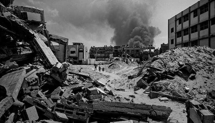 Read Eight Days in Gaza by Kieran Seager
