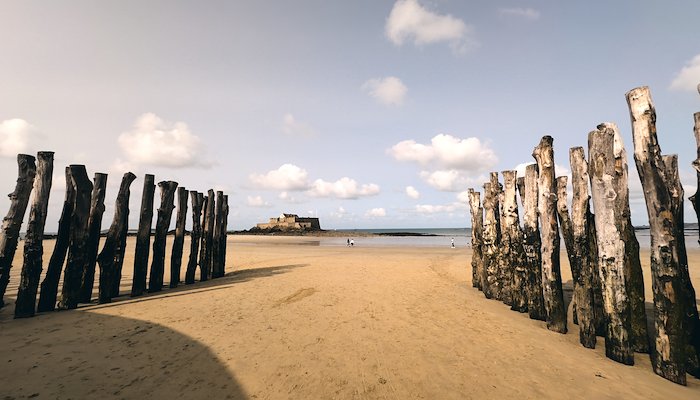 Read Brittany coastal charms by Fabien Bazanegue