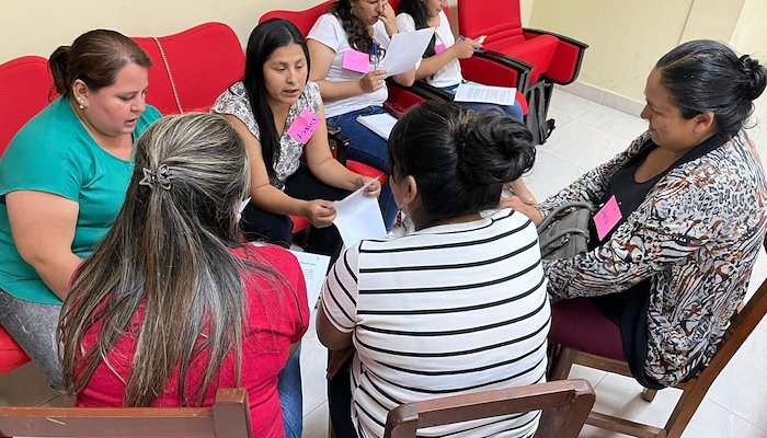 Read La corresponsabilidad de los cuidados en lo local by ONU Mujeres Bolivia