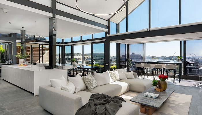 Read PENTHOUSE VI by Love Luxury Homes