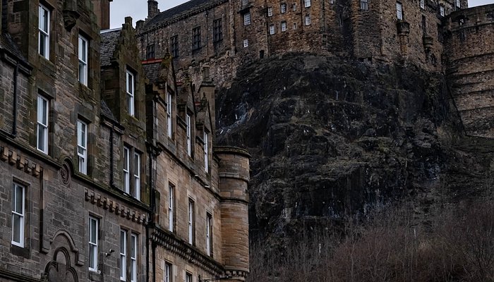 Read Edinburgh by Sherion