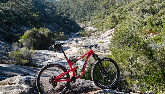 Read Mountain Biking In Tasmania&nbsp; by Tom Rooney