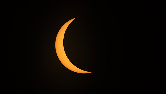 Read Eclipse attracts awed crowd &nbsp; by VIRGINIA COMMONWEALTH UNIVERSITY