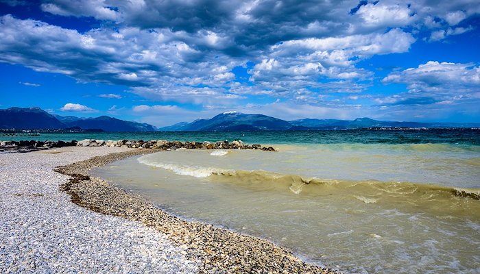 Read Lago di Garda by Ron Timmers