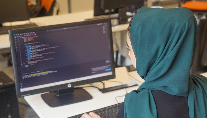 Read Autonomiser les femmes et les filles afghanes en informatique by United Nations Development Programme