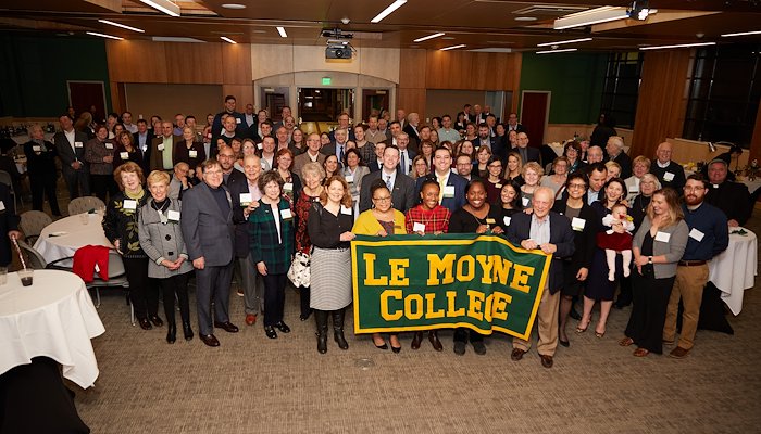 Read CNY Presidential Reception by Le Moyne College