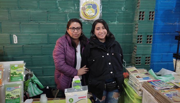 Read From peak to market: Uniting Bolivian farmers in the Andes by Mountain Partnership