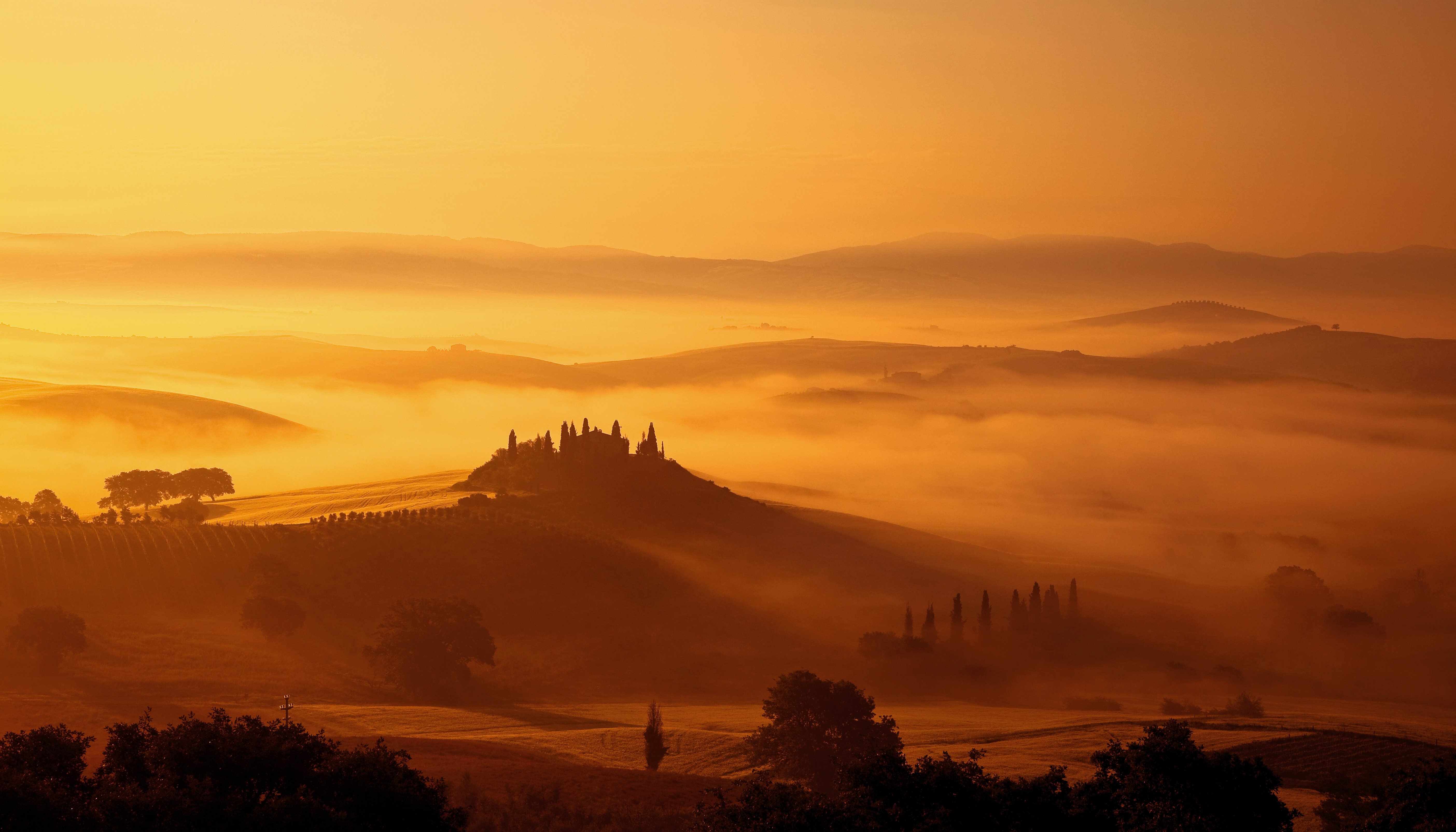 Read Val d'Orcia - Under the Tuscan Sun by Dev