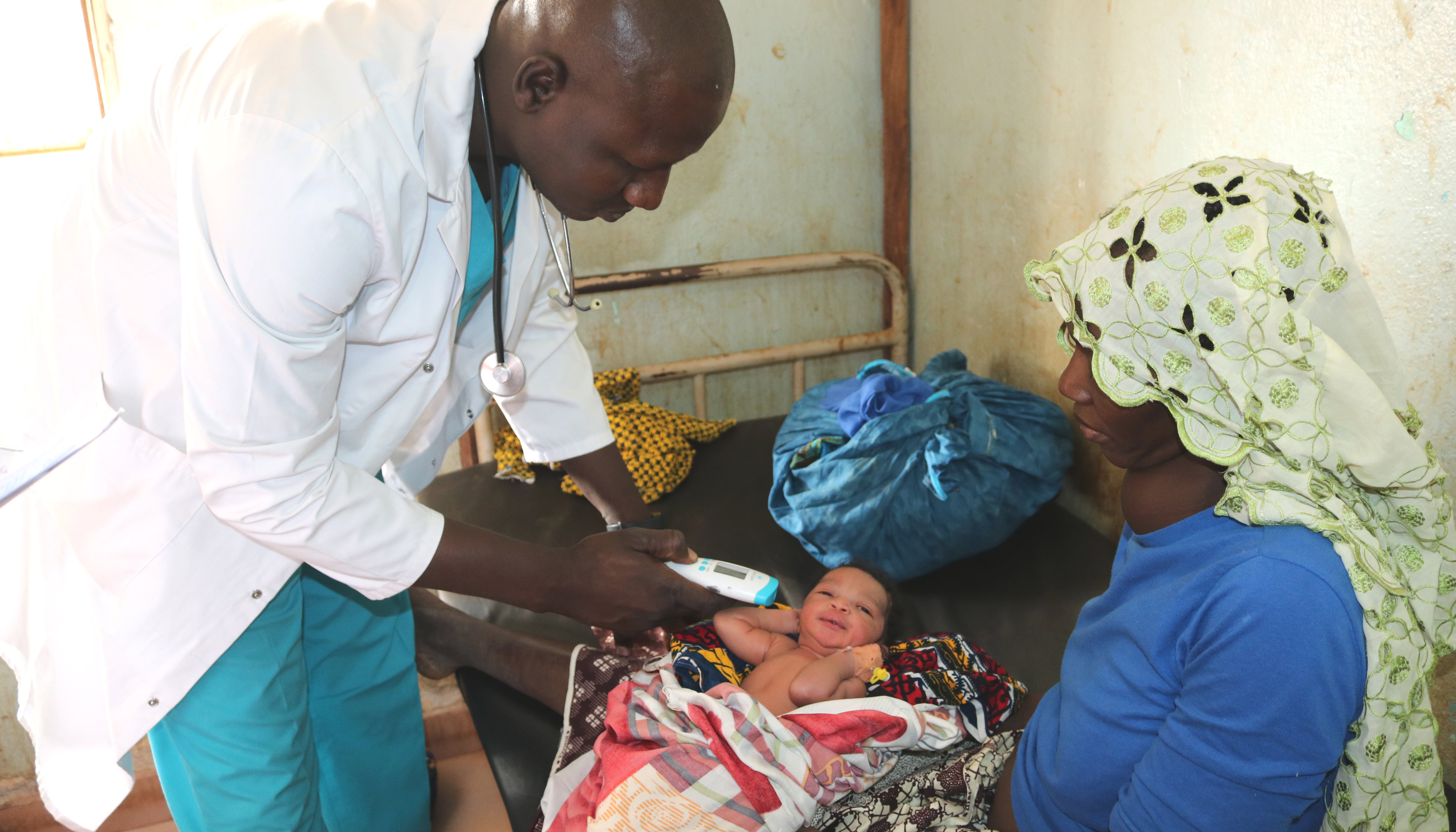 Read Un appel au service: assurer des soins maternels de qualite au Mali by HRH2030 program