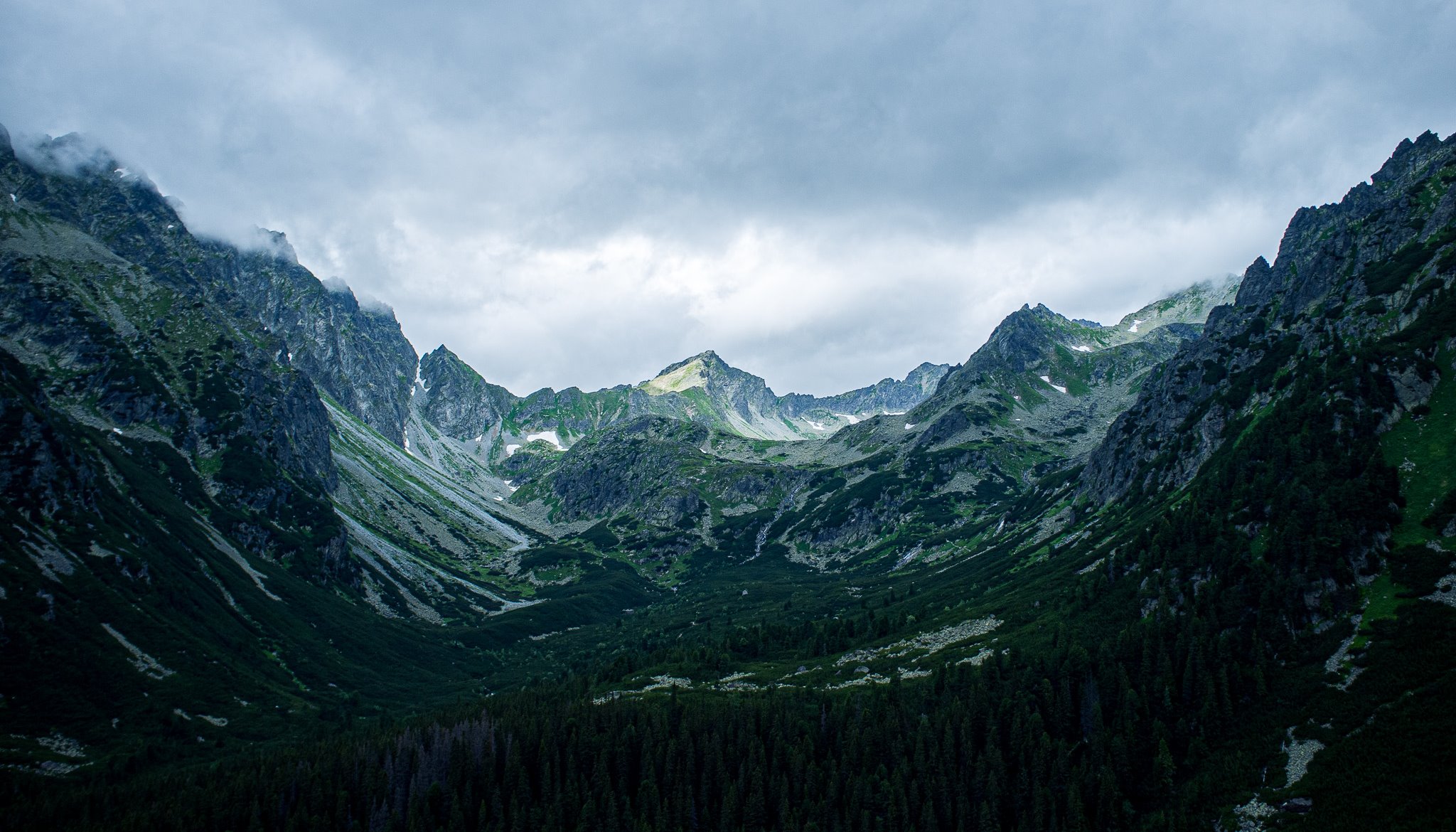 Read High Tatras by Tamas Soki