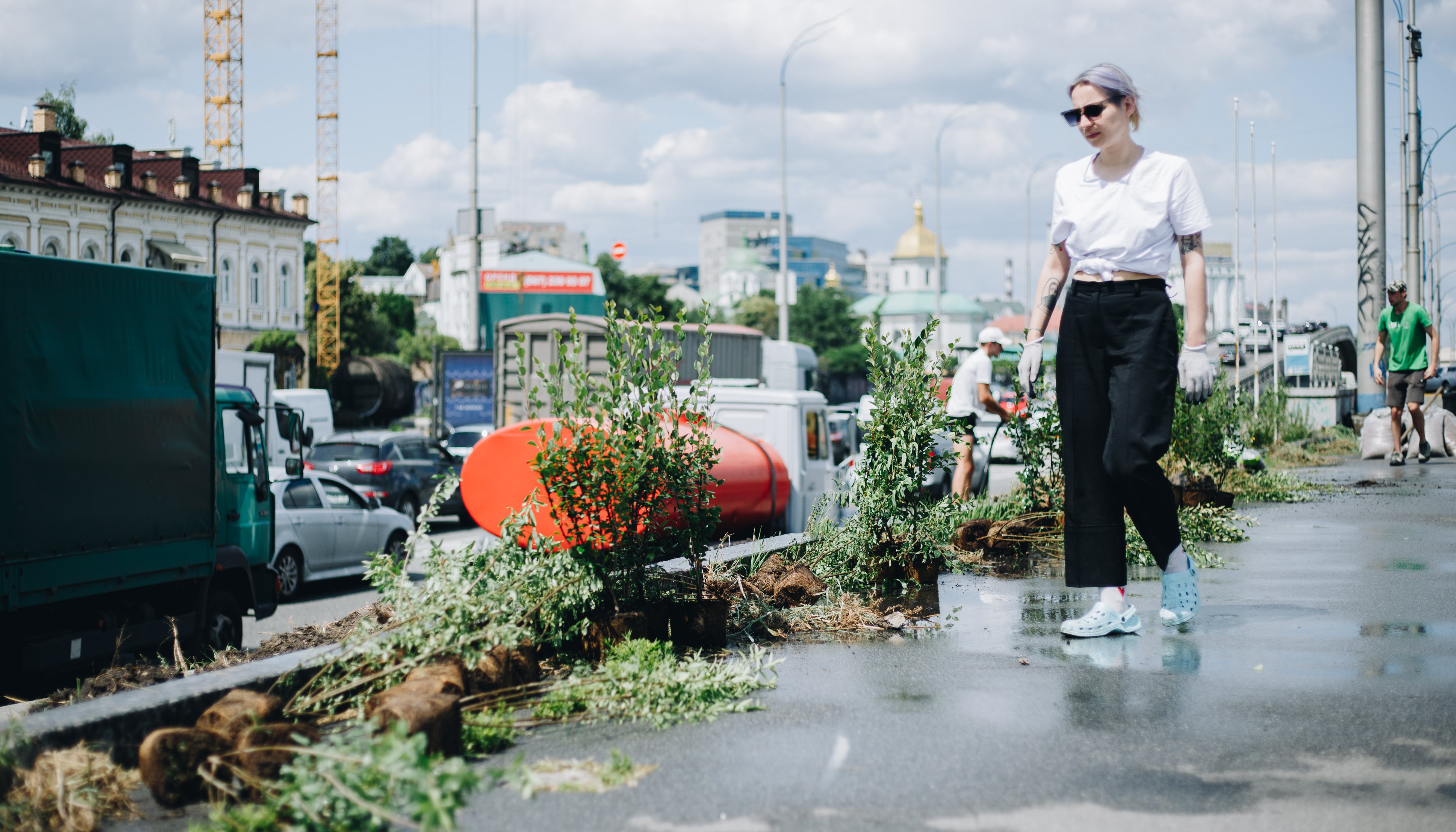 Read HOW LIVING WALLS IN CITIES CAN PROTECT FROM NOISE AND DUST by UNDP Ukraine