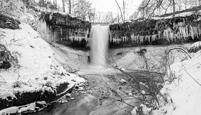 Read Minnehaha Falls in the Snow by Andy Johnson III