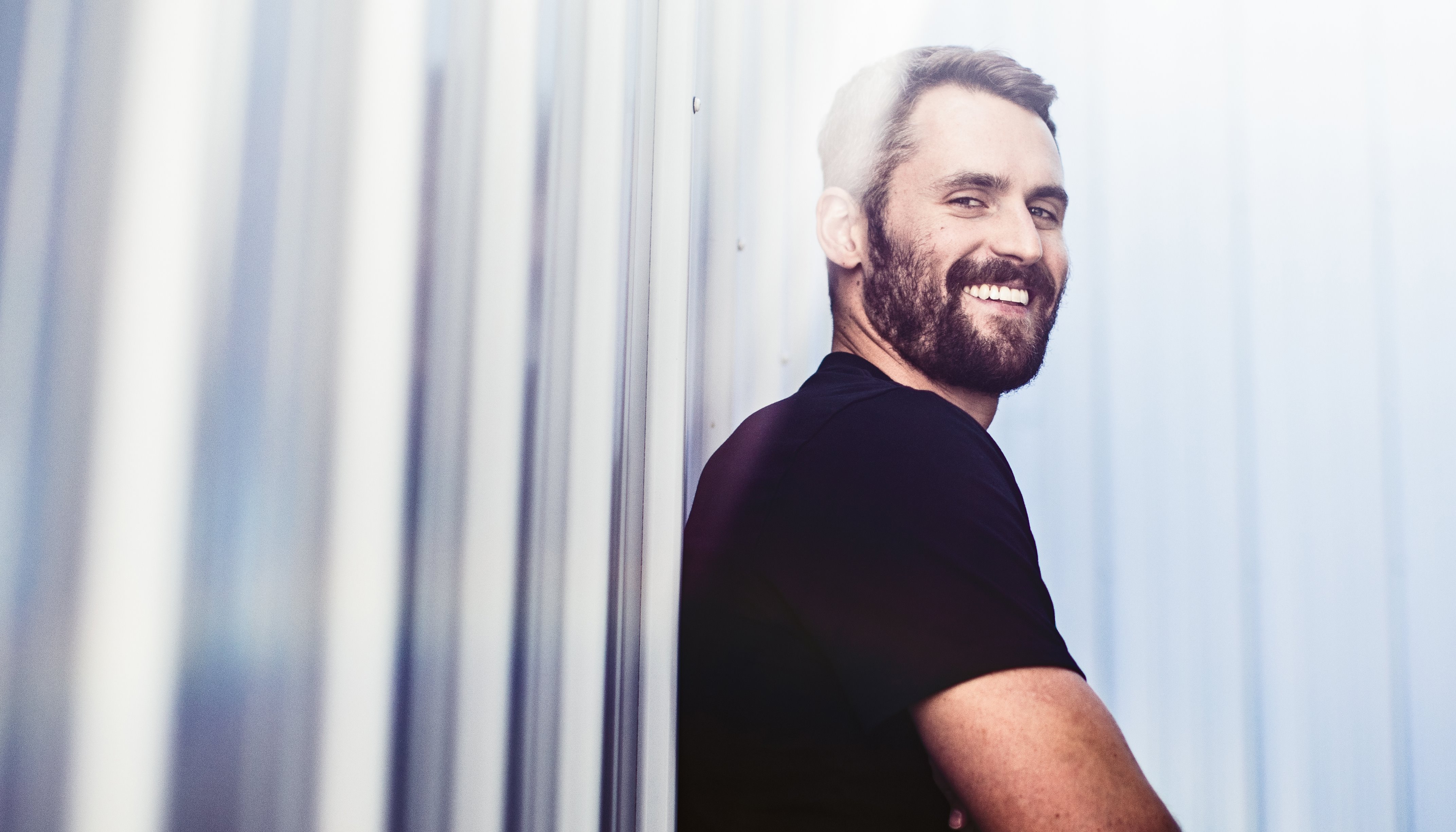 Read Kevin Love by Rob Tringali