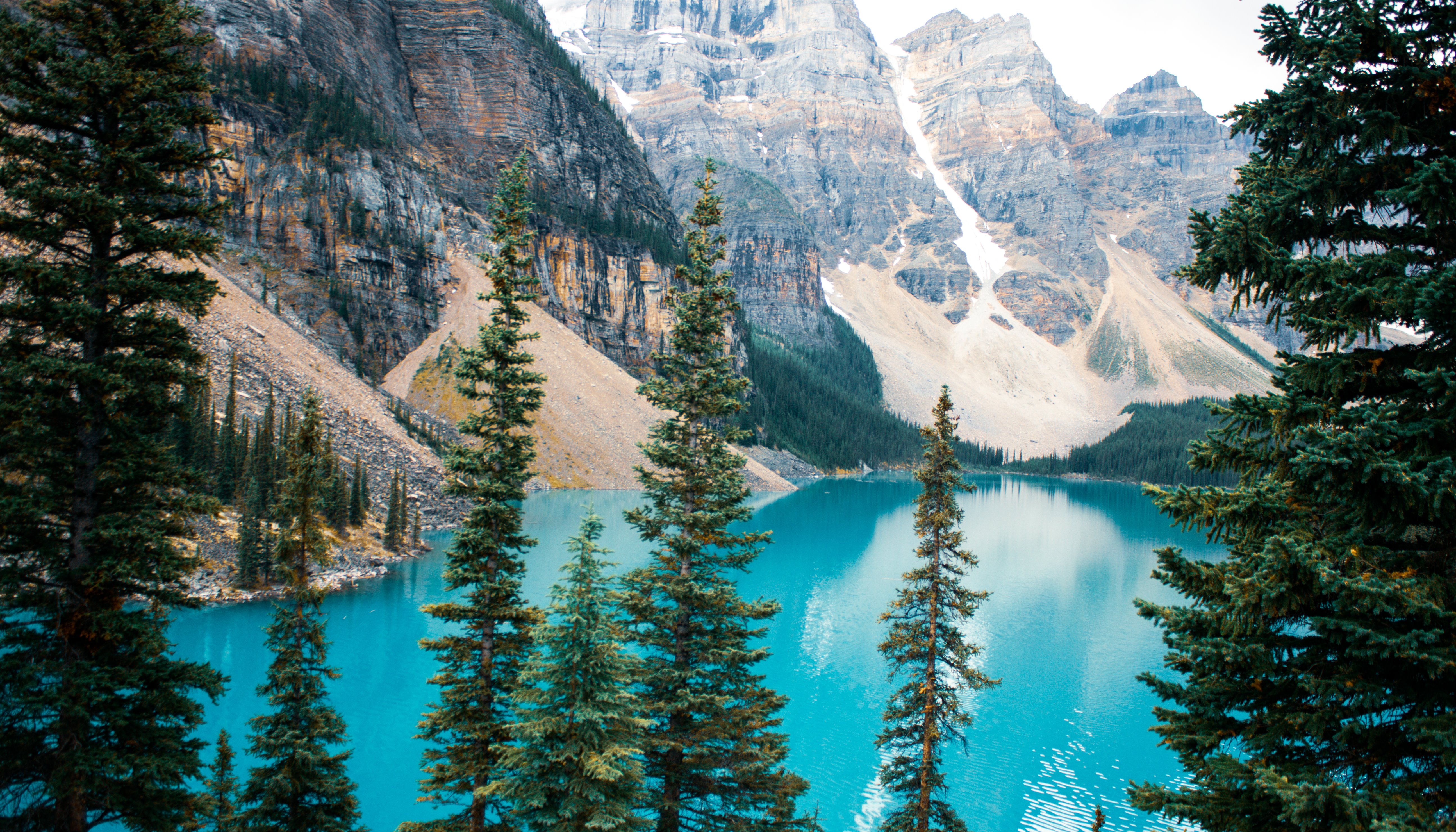 Read Canadian Rockies by Lucile Foraison