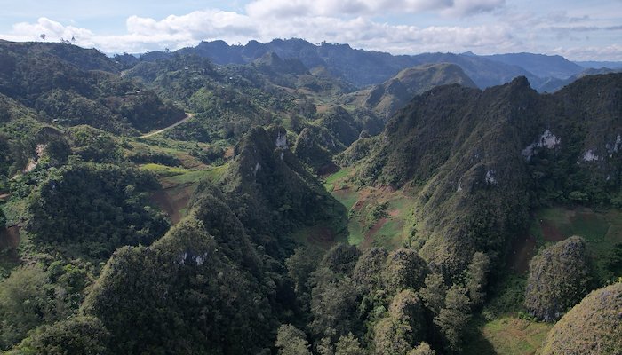 Read The challenges of the Papua New Guinea Highlands by United Nations Development Programme