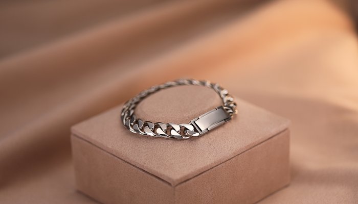Read Men's Bracelet in Platinum by SJ Yang
