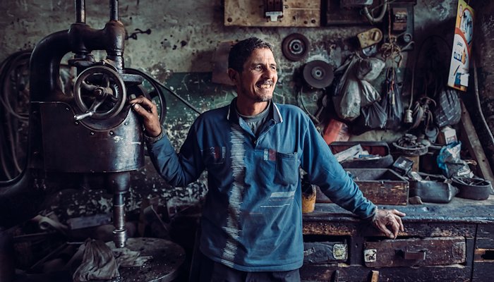 Read The Tradesmen of Menouf by Compelling Story