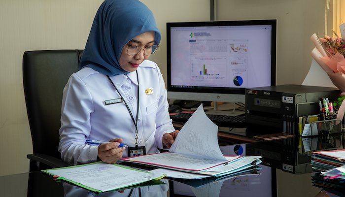 Read Harnessing Health Worker Data in Indonesia by HRH2030 program