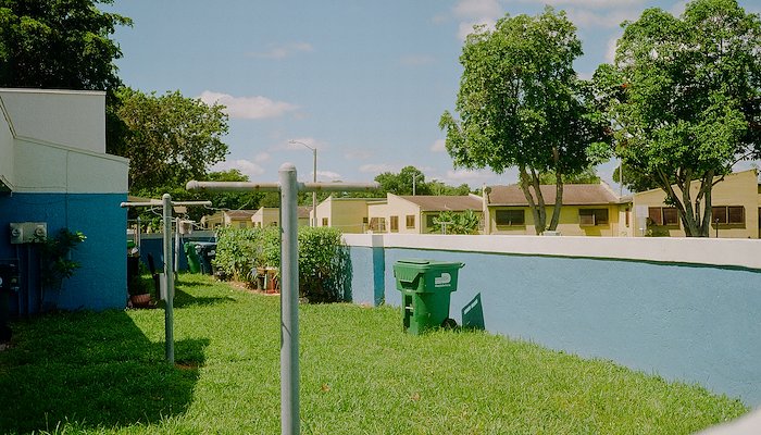 Read Ordinary Miami by Agustin Sanchez