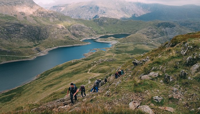 Read Welsh 15 Peak Challenge by Tom Barker