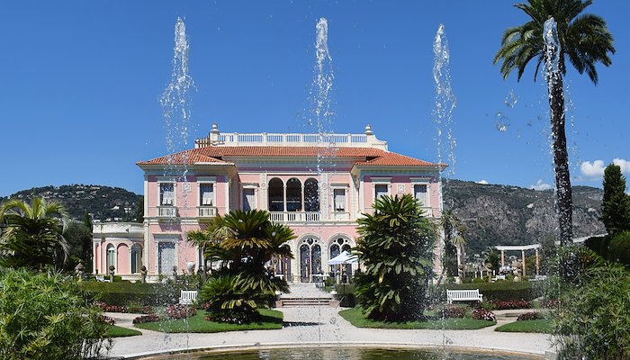 Read Villa Ephrussi de Rothschild by Ian Walker