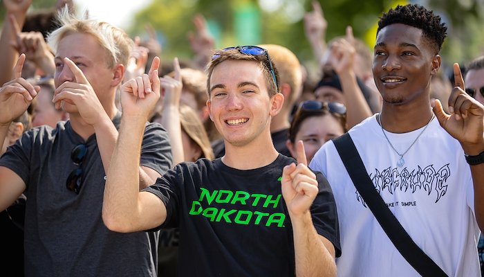 Read WELCOME WEEKEND 2024 by Jessica Kinneberg
