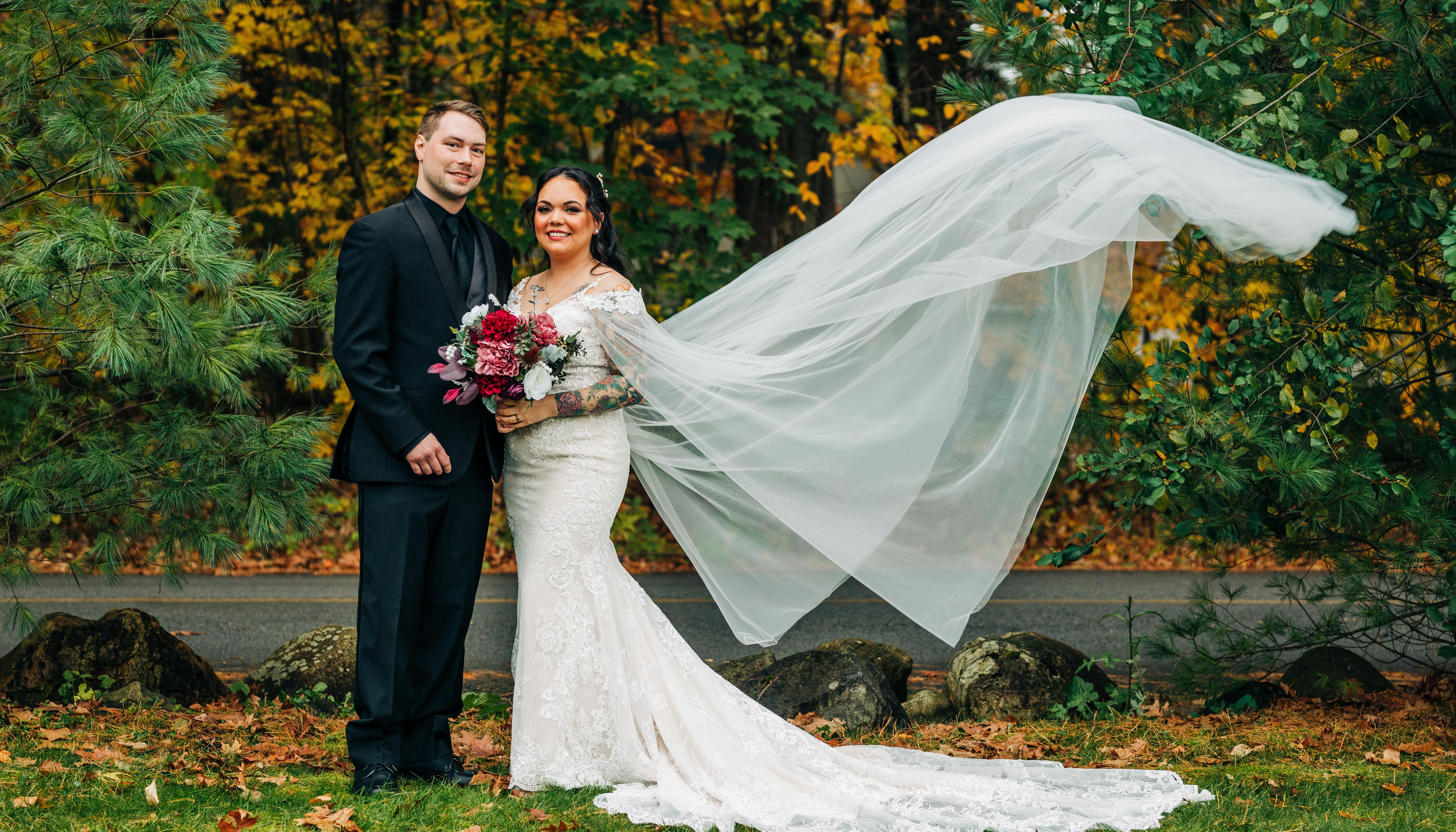 Read Jesse & Victoria's Wedding by Veronica Chewens Photography