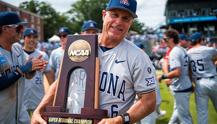 Read Head Coach Chip Hale by Brett Gleason
