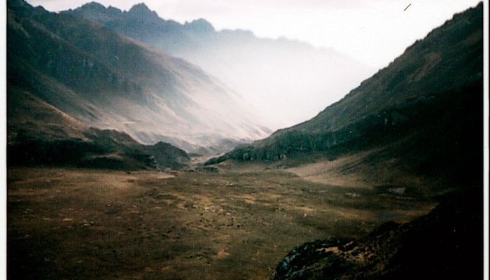 Read Cordillera Huayhuash by Alexander Luna