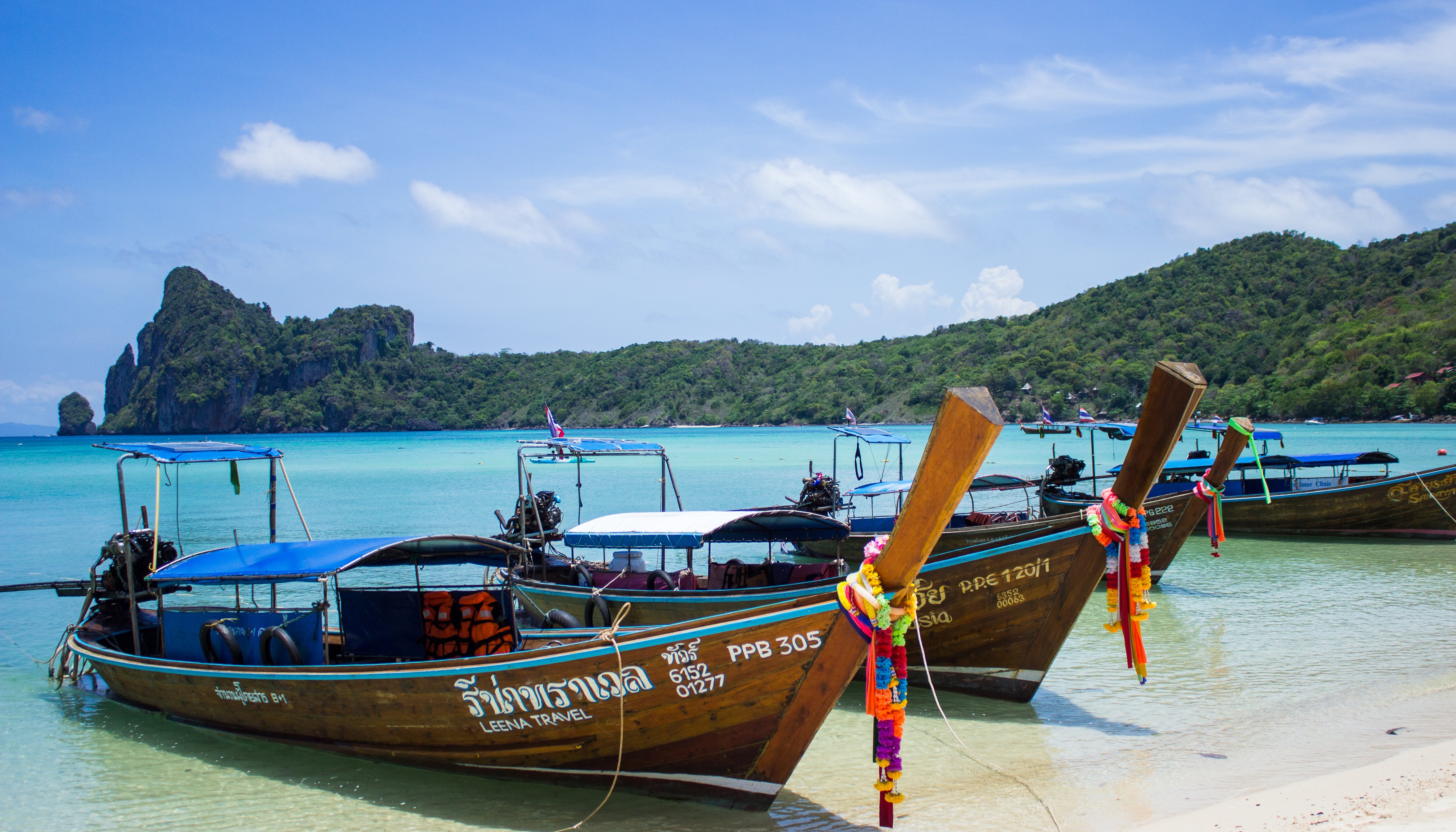 Read Thailand by Lucile Foraison